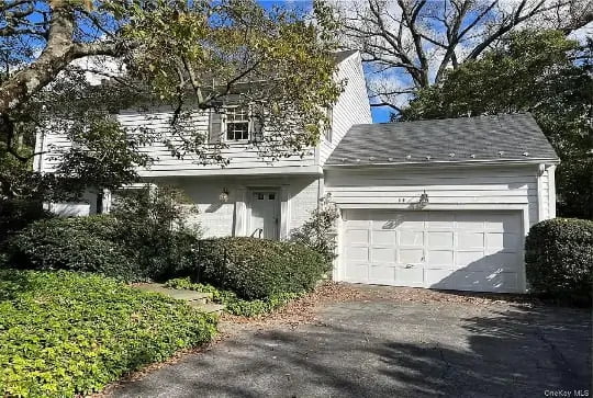 14 Doris Road Mamaroneck, NY 10543