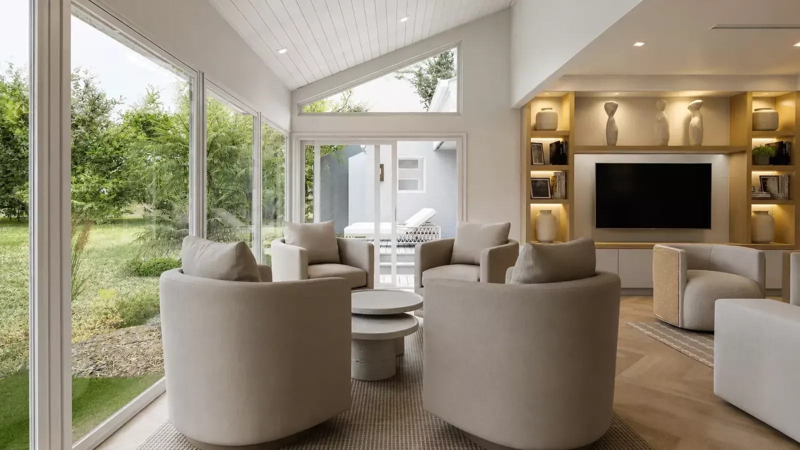 Photorealistic luxury kitchen interior visualization for an interactive 360 degree virtual tour